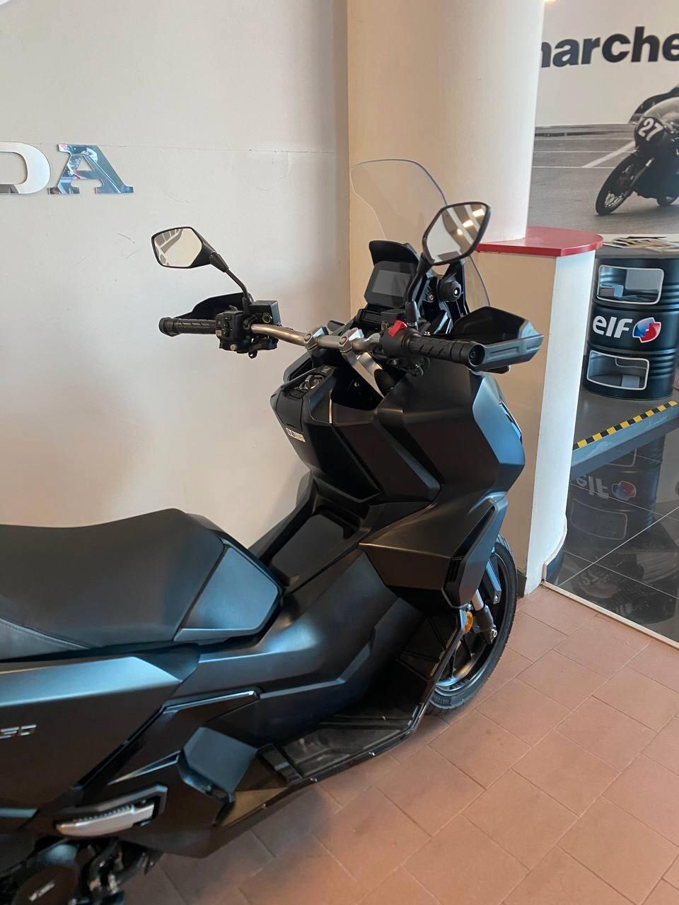 Honda ADV 350