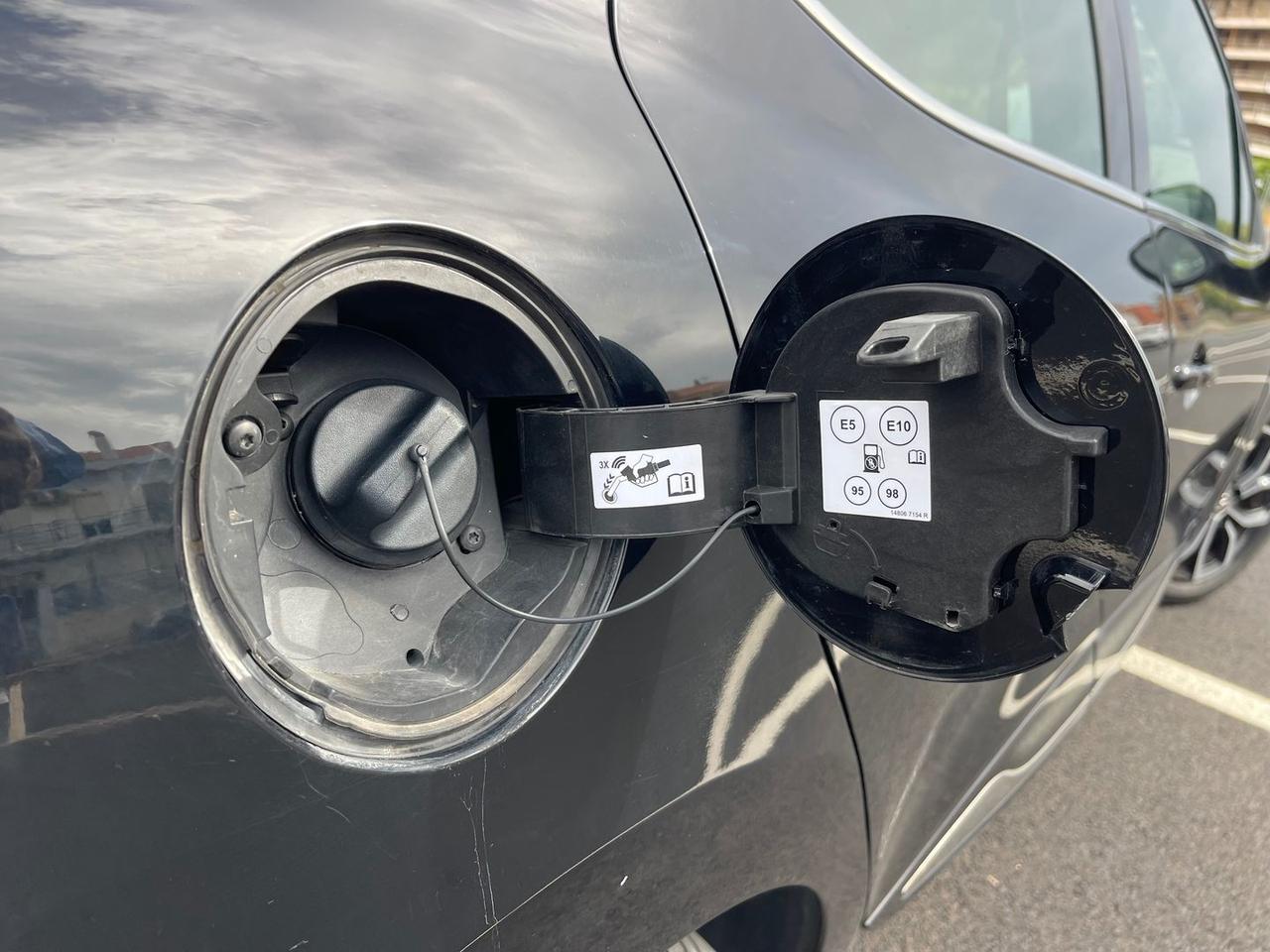 Renault Clio Moschino Zen 0.9 TCe 90 LPG #12174