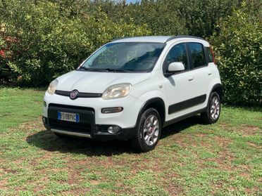 Fiat Panda 1.3 MJT S&S 4x4 Gancio Traino Thule