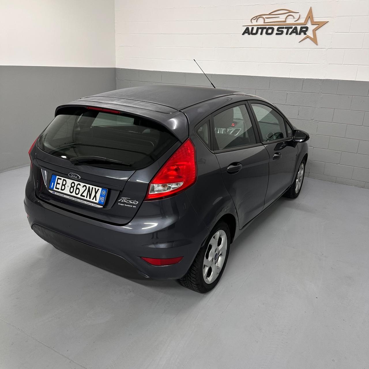 Ford Fiesta 1.2 82 CV 5 porte Titanium NEOPATENTATI