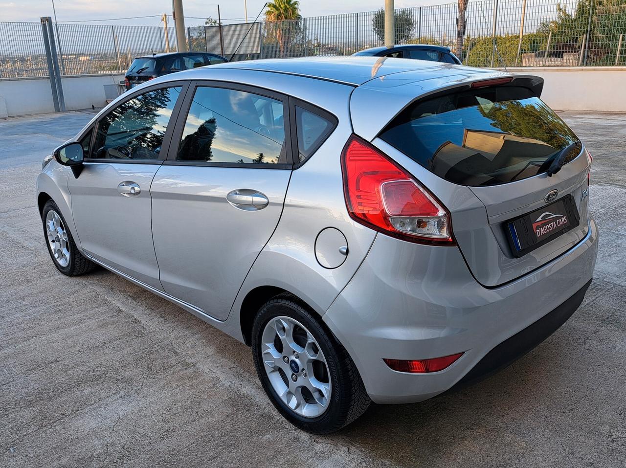 Ford Fiesta 1.5 TDCi 75CV 5 porte Titanium