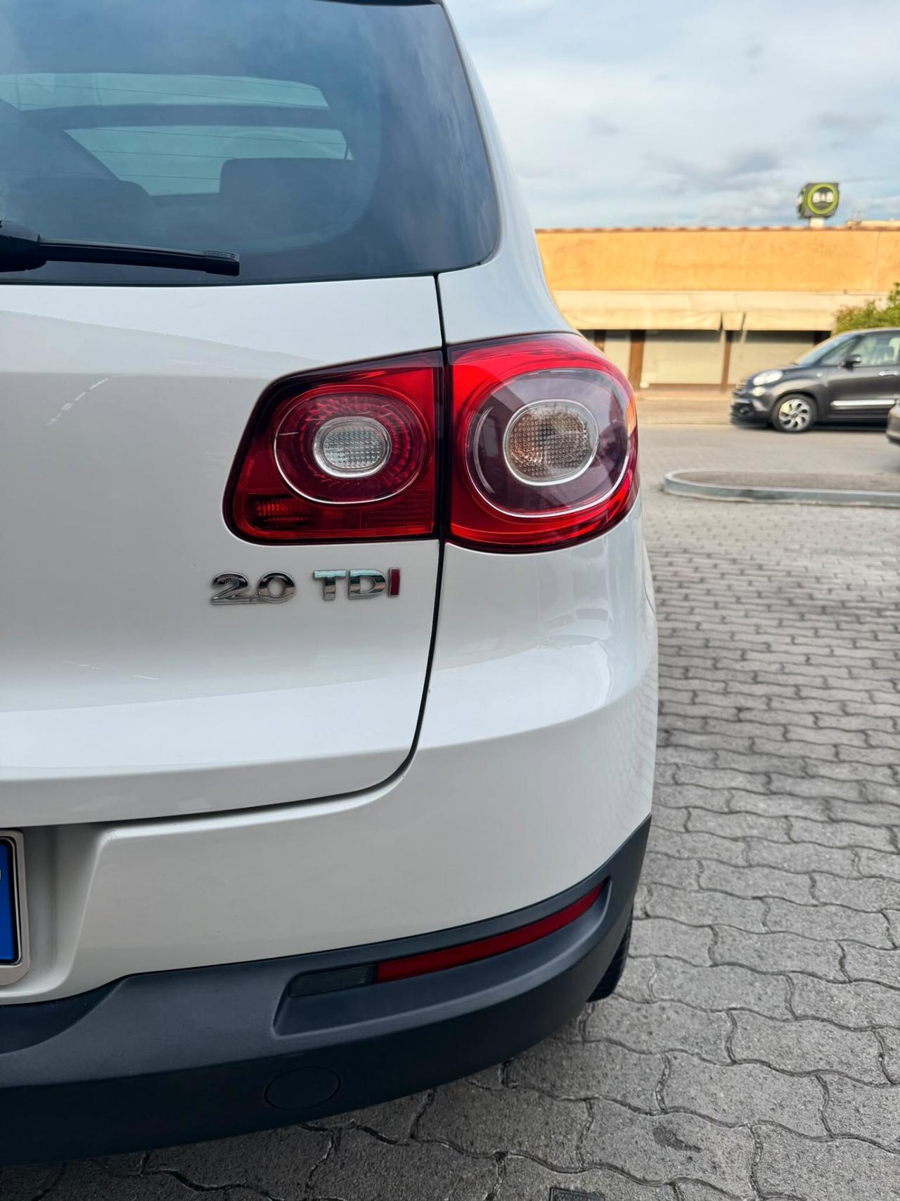 Volkswagen Tiguan 2.0 TDI 170 CV DPF Sport & Style (18°)