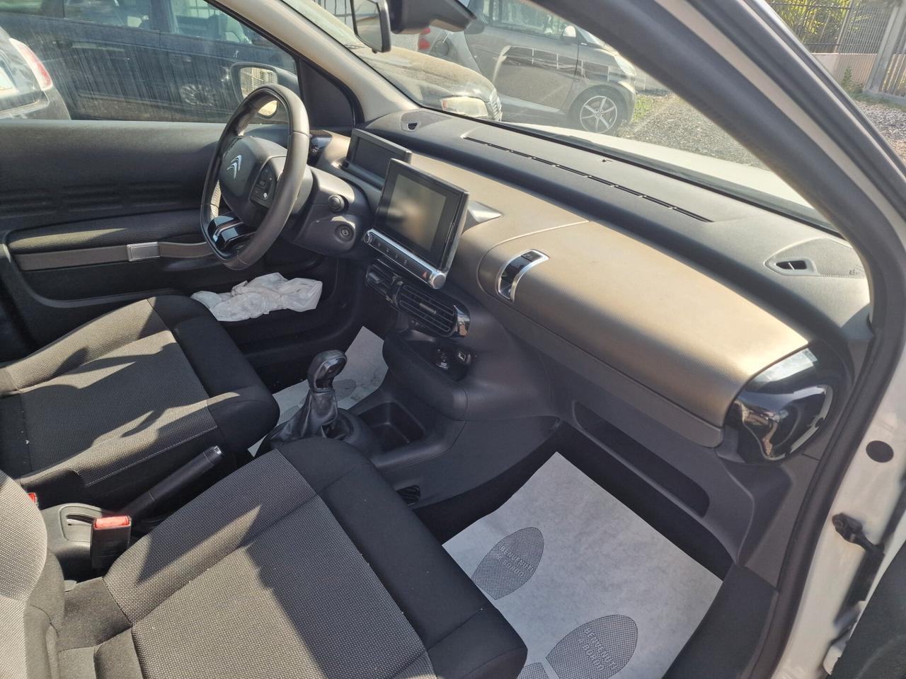 Citroen C4 Cactus PureTech 82 Shine