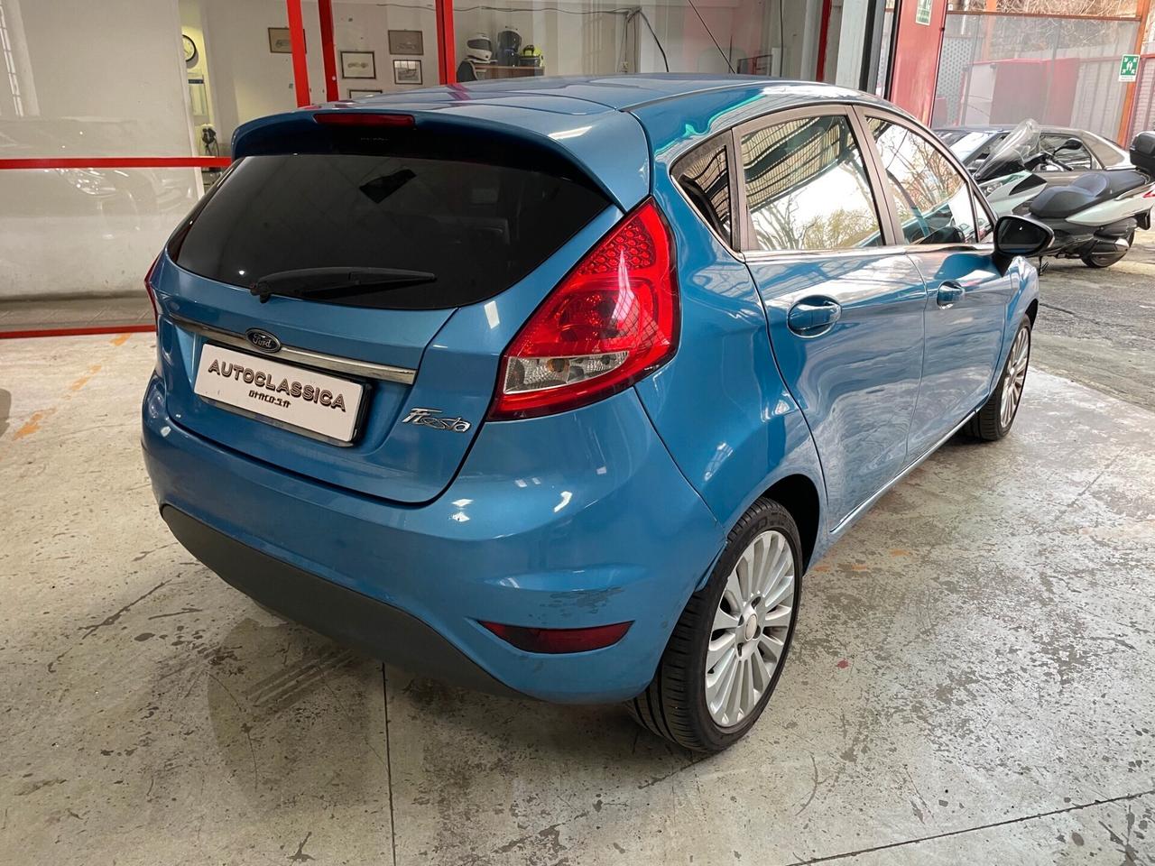 Ford Fiesta 1.4 5 porte Bz.- GPL Titanium