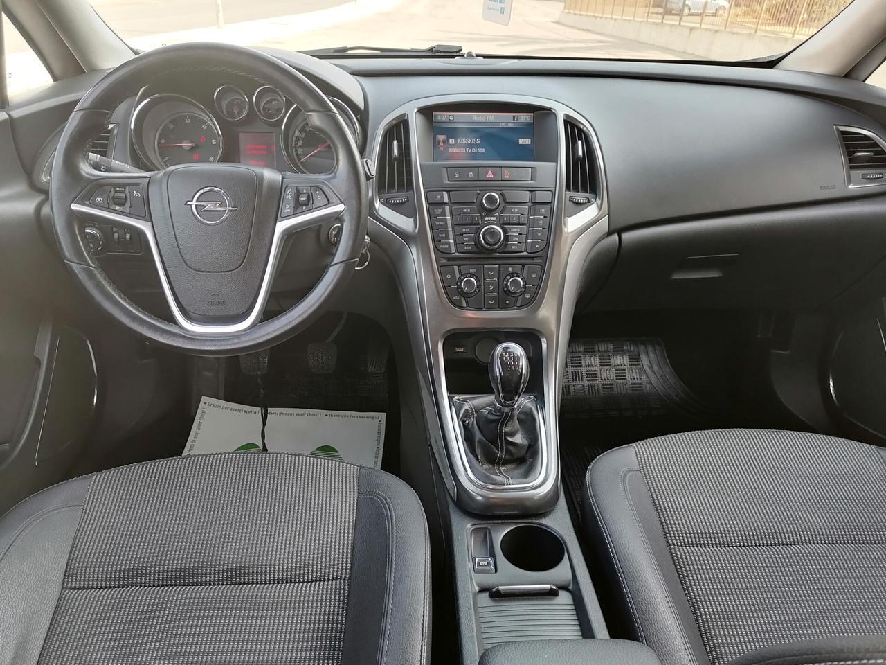 Opel Astra 1.7 CDTI 110CV COSMO 2011