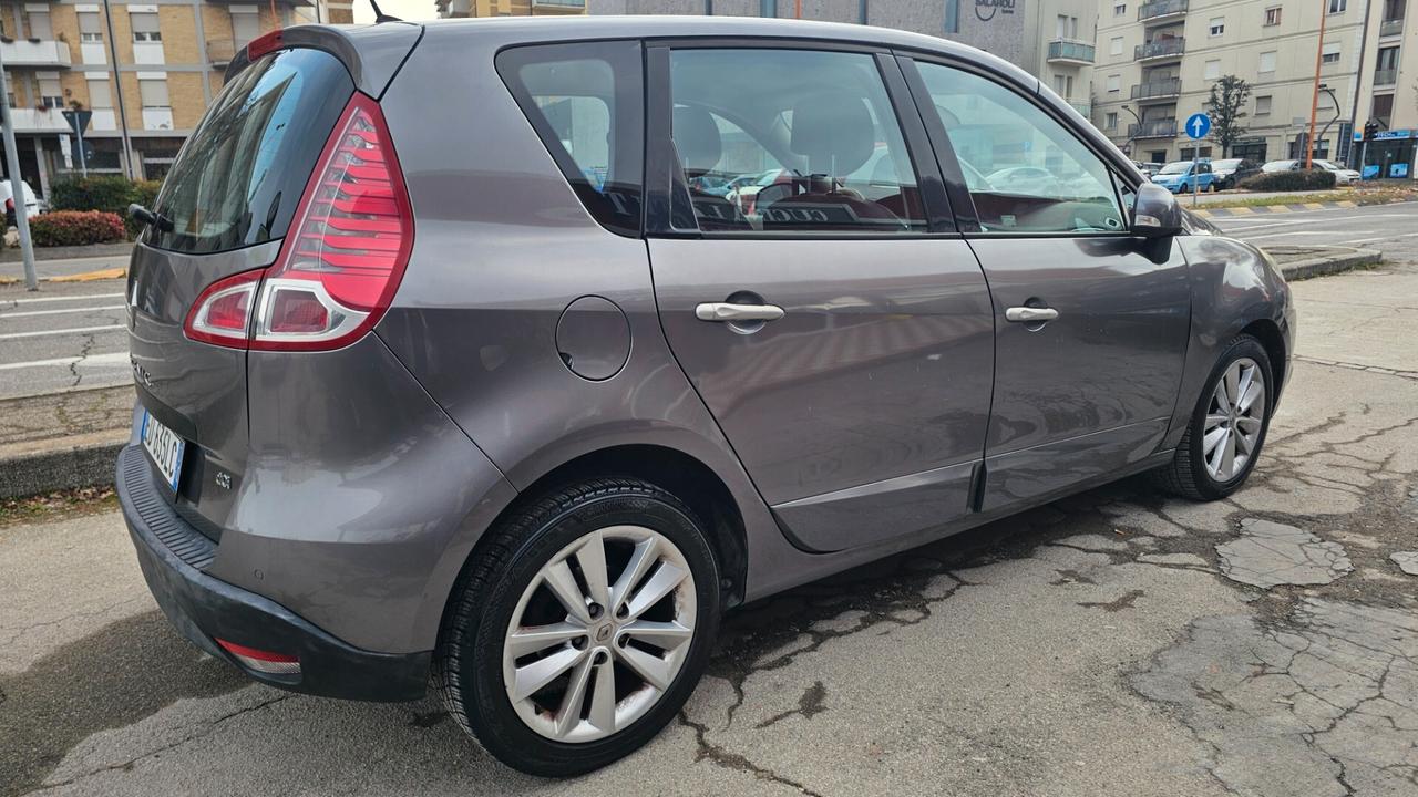 Renault Scenic Scénic X-Mod 1.5 dCi 110CV Luxe