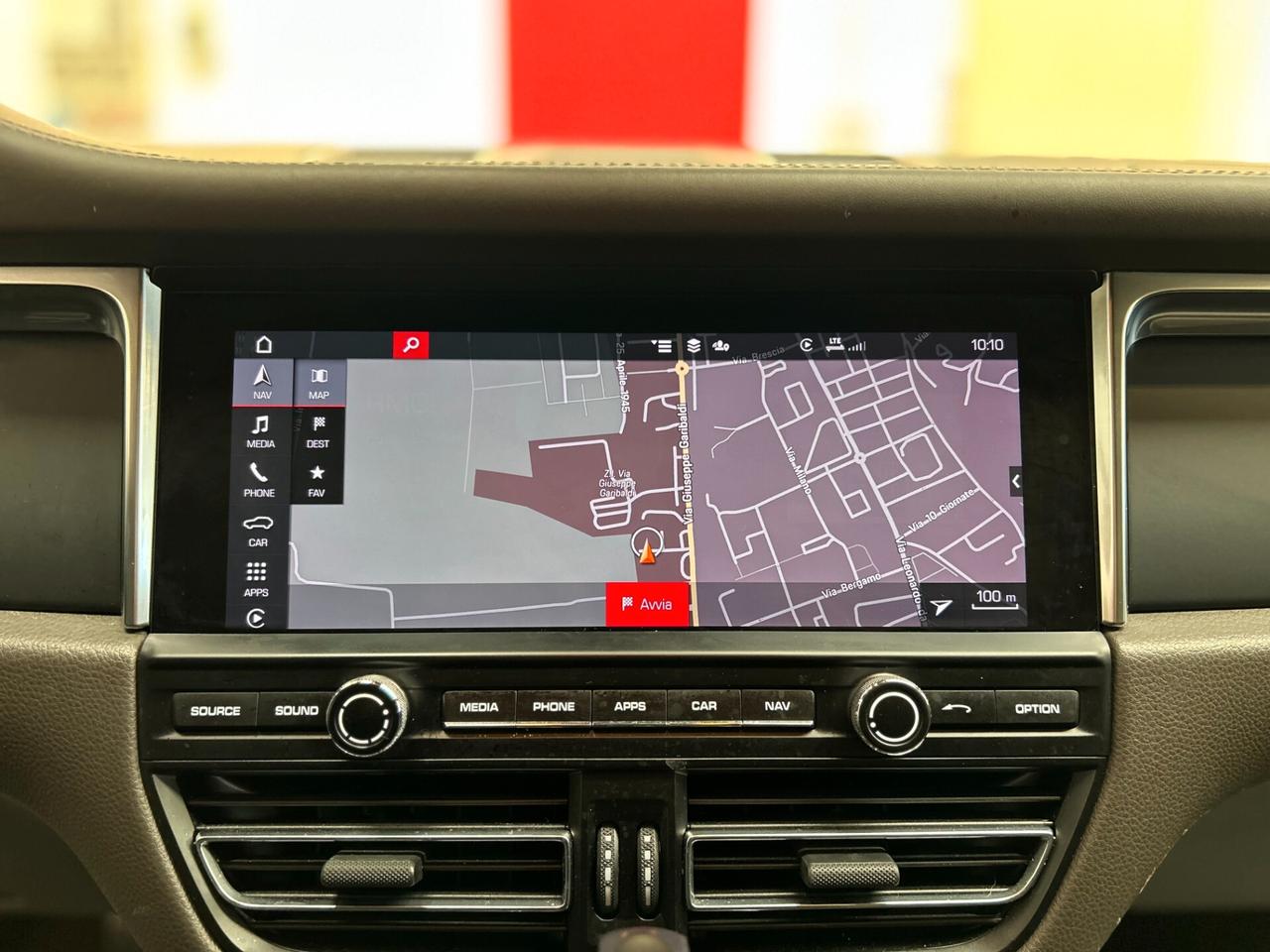 Porsche Macan 2.0 245cv pdk-Dettagli in Descrizione