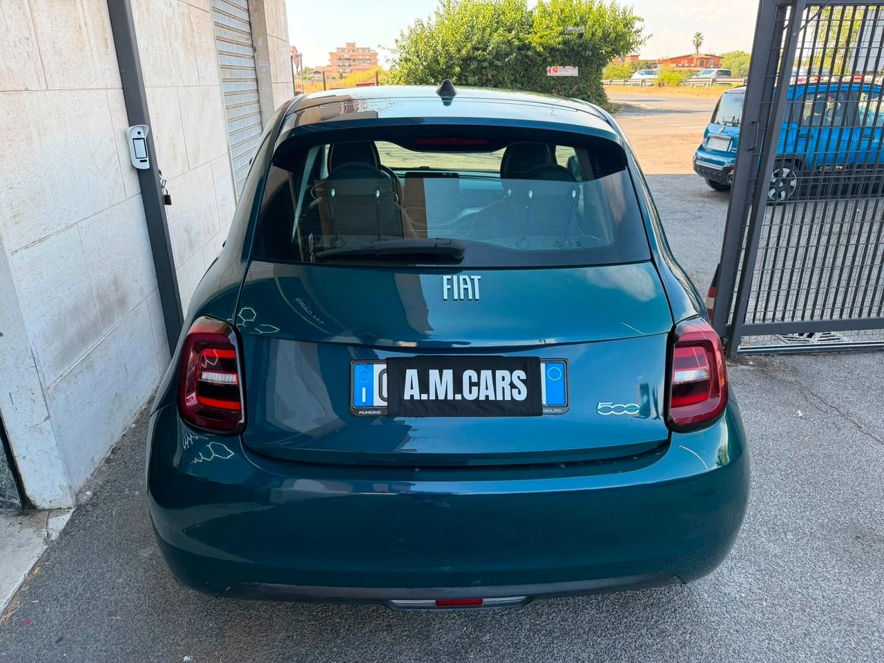 Fiat 500 500e Berlina 42 kWh La Prima