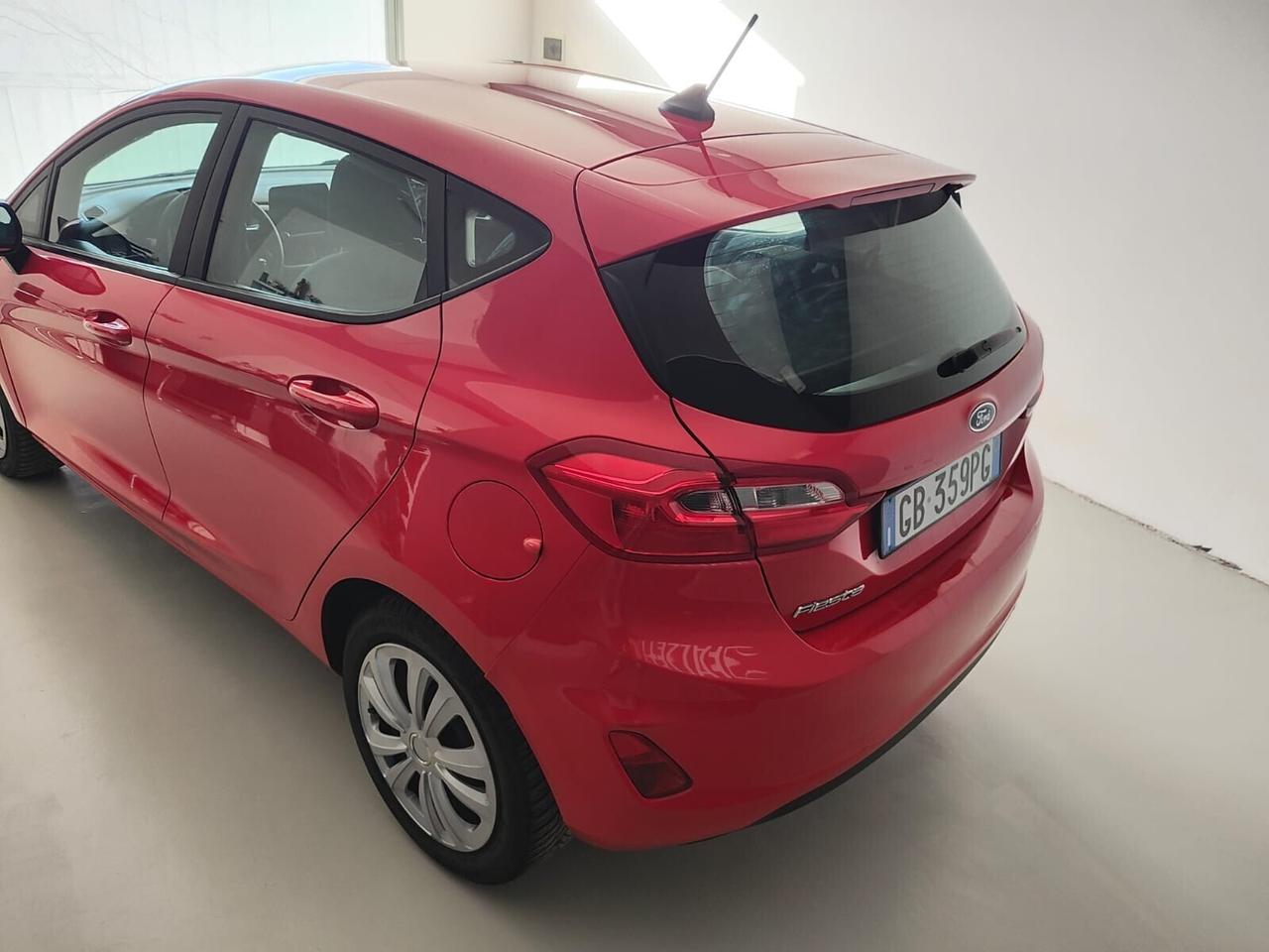 Ford Fiesta 1.5 iva esposta permuto per neopatenta