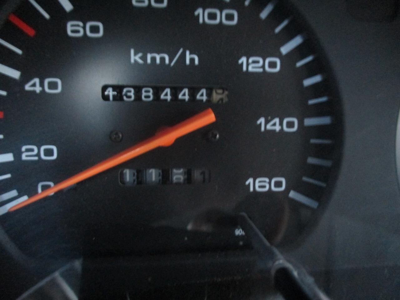 NISSAN VANETTE DIESEL 2001