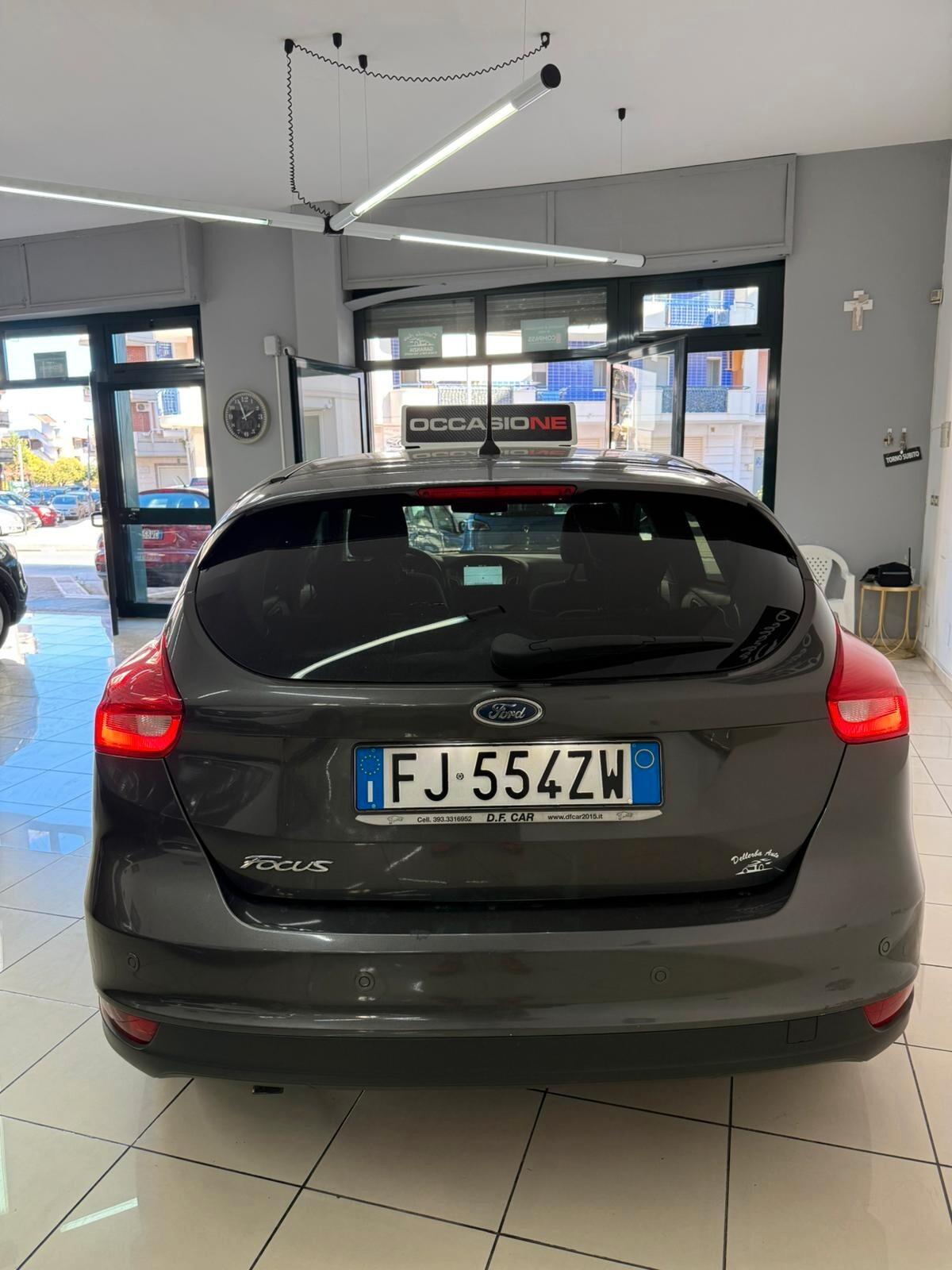 Ford Focus 1.5 TDCi 120 CV Start&Stop Powershift Titanium