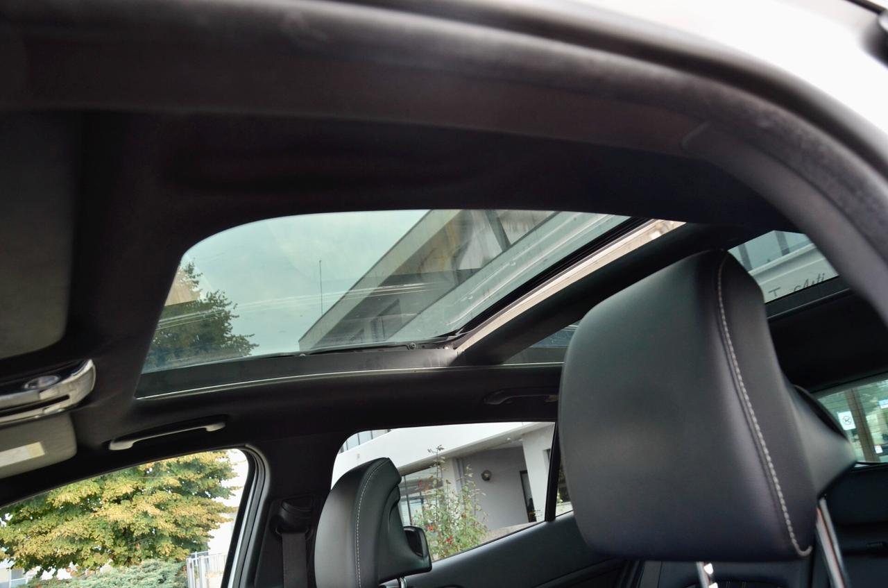 KIA SPORTAGE 1.6 TGDI HEV GT-LINE SUNROOF PACK 180cv AUTO, UNICOPROPRIETARIO, GARANZIA KIA 9/2029, UFF ITALIANA, SERVICE UFF KIA, TETTO, FULL LED, RETROCAMERA, PERMUTE