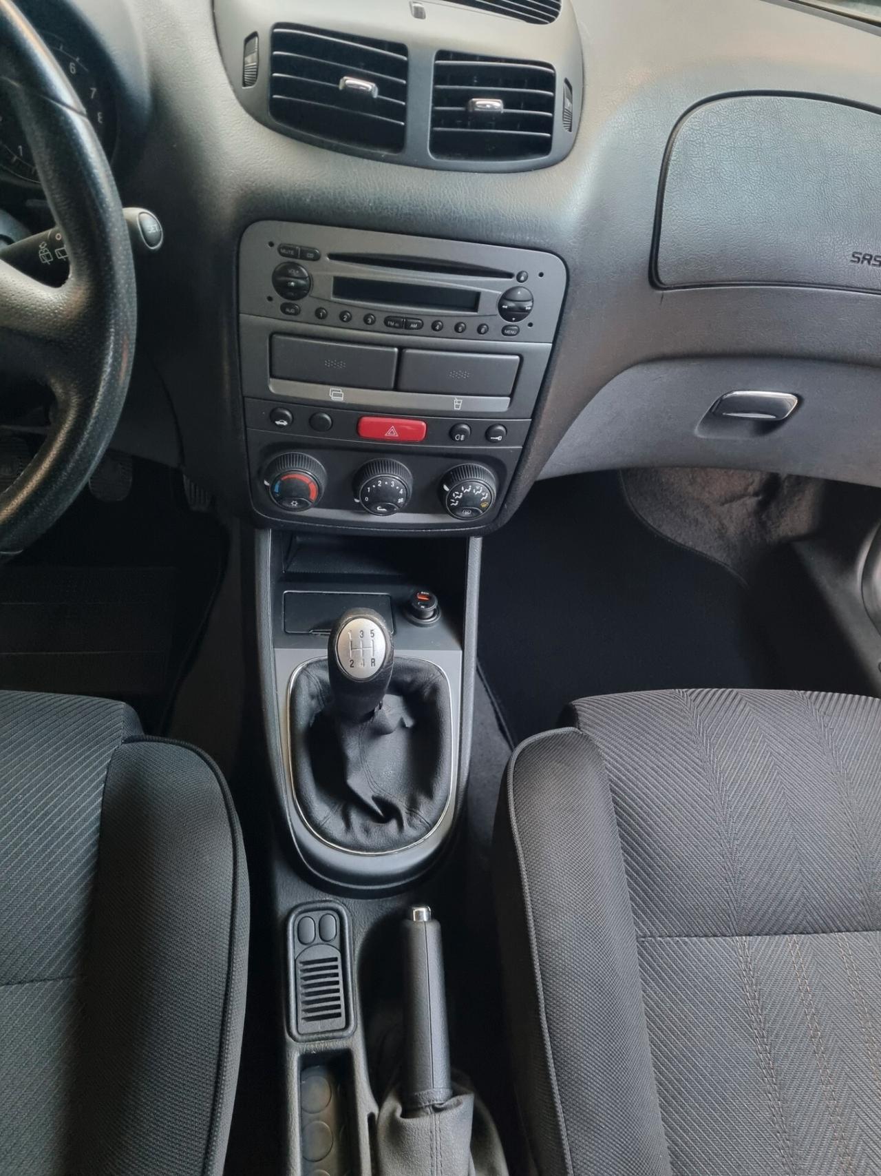 Alfa Romeo 147 1.6 16V 5 porte Moving, Garanzia, 2010