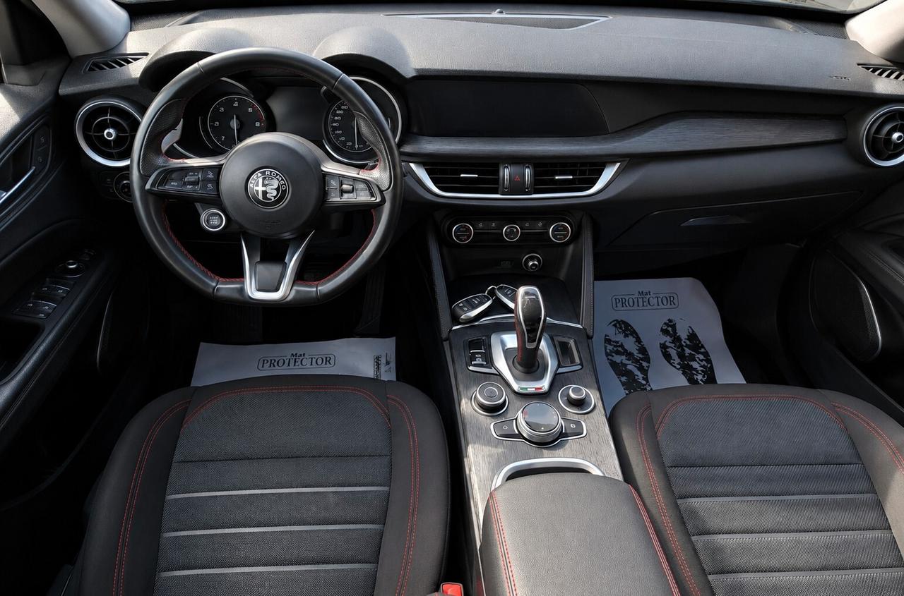 Alfa Romeo Stelvio 2.2 Q4 190 CV SPRINT