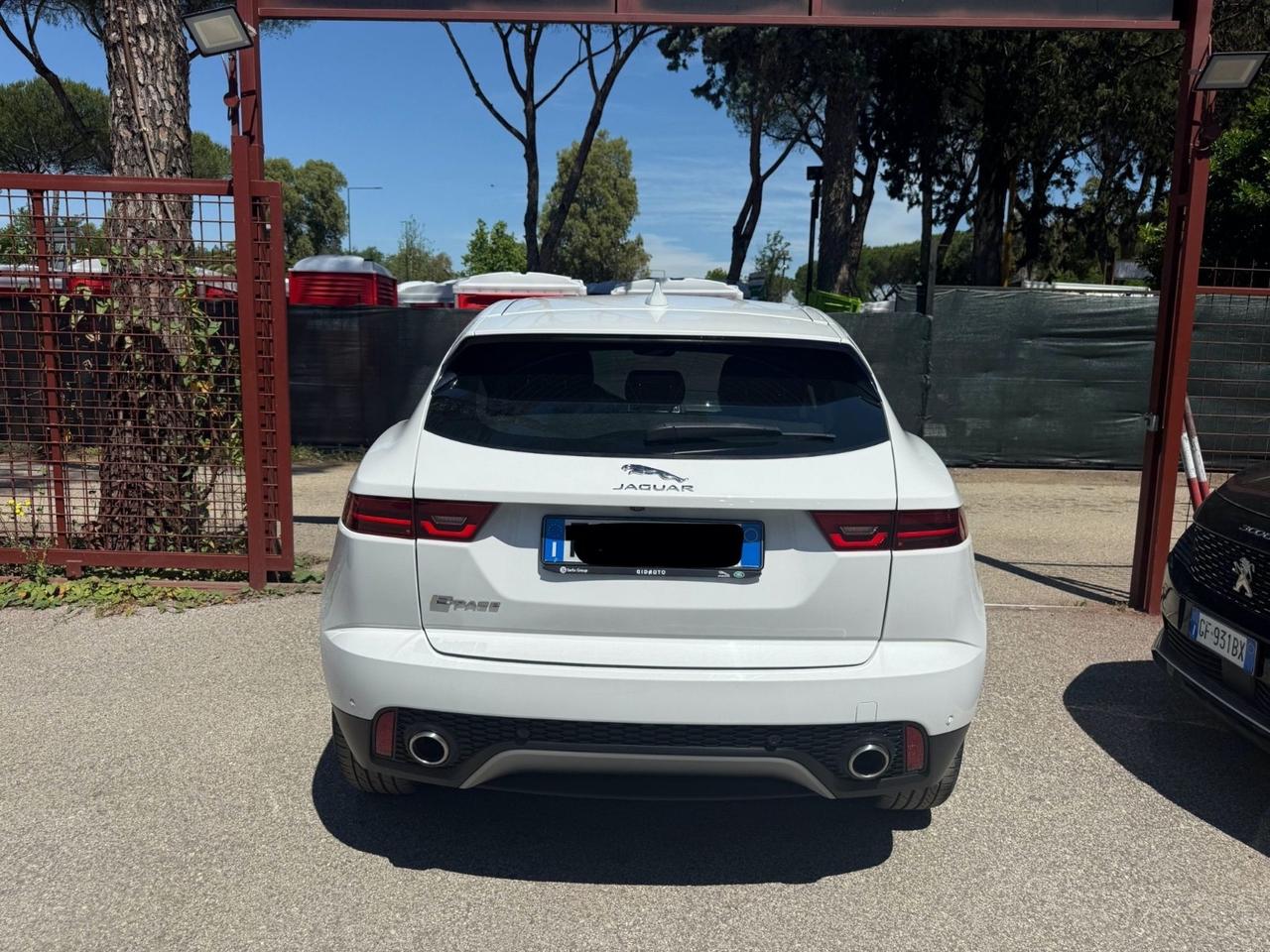 Jaguar E-Pace 2.0D 150 CV AWD aut. R-Dynamic SE