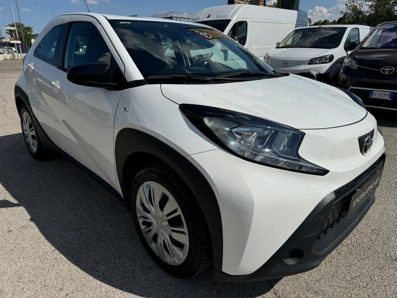 Toyota Aygo X 1.0B (72 CV) Active