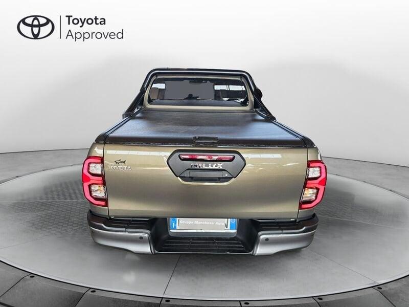 Toyota Hilux Hilux 2.8 D A/T 4WD 4 porte Double Cab Invincible
