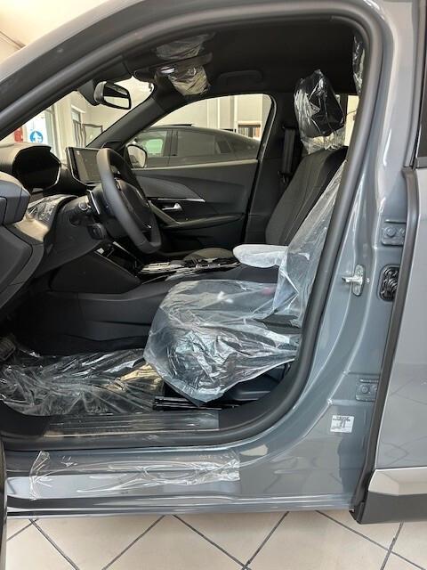 Peugeot 2008 PureTech 130 S&S EAT8 Allure