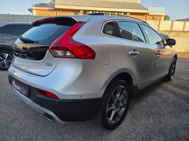 VOLVO V40 Cross Country D2 Volvo Ocean Race