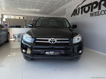 TOYOTA RAV4 2.2 D-4D 177 CV Luxury