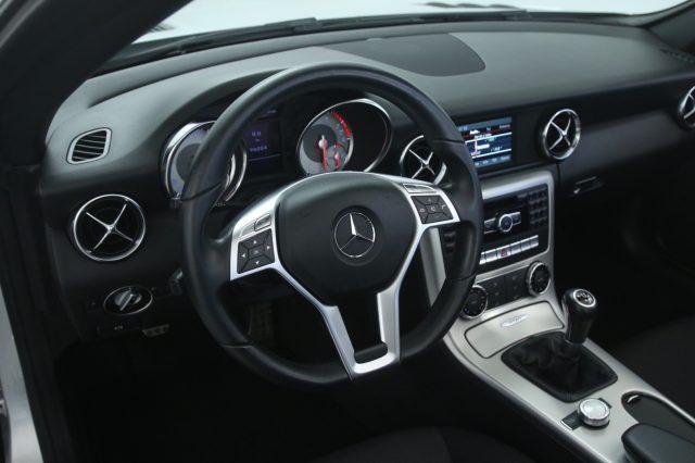 MERCEDES-BENZ SLK 200 CGI Sport