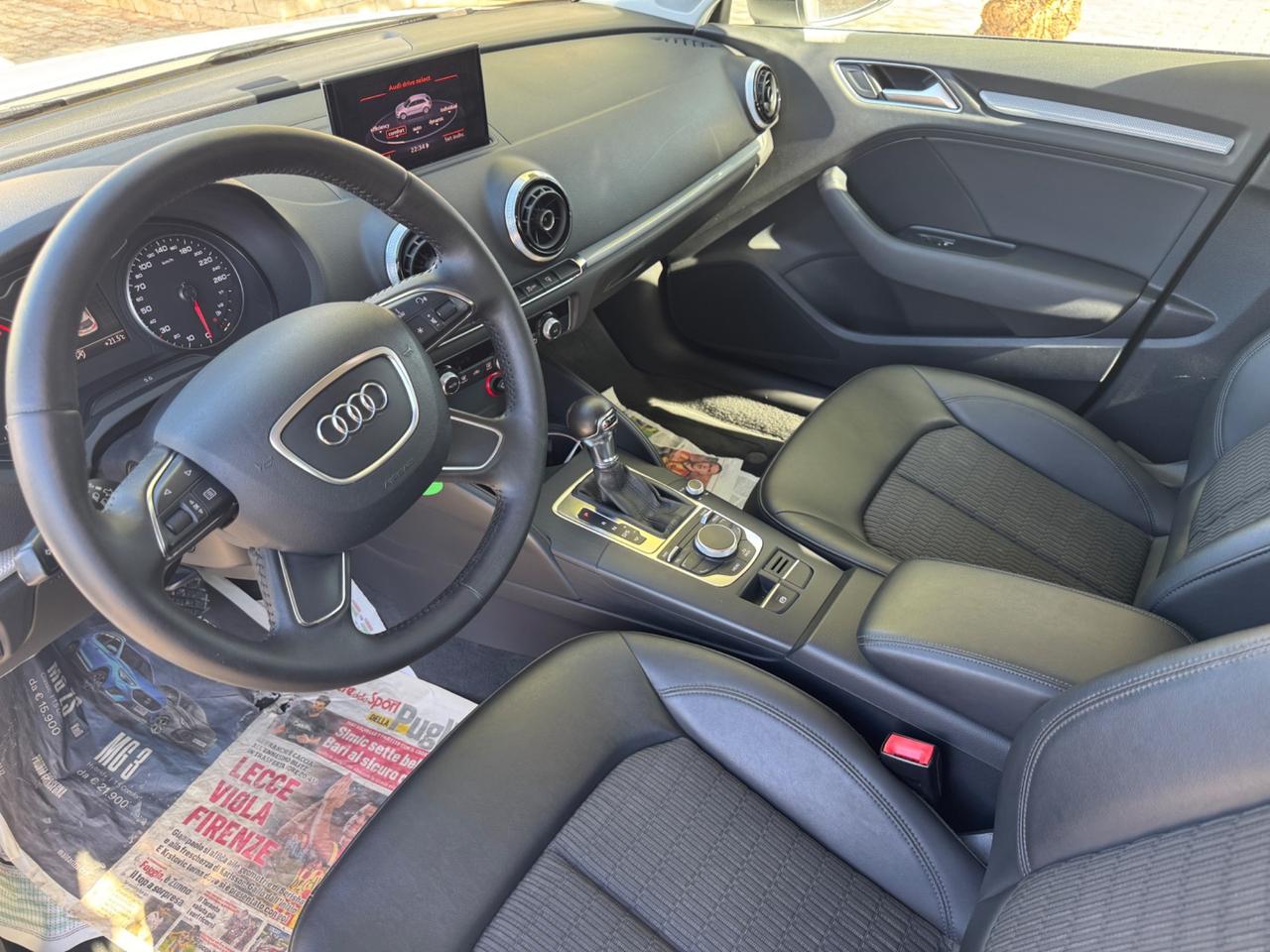 Audi A3 1.6 TDI 105 CV S tronic SPORT