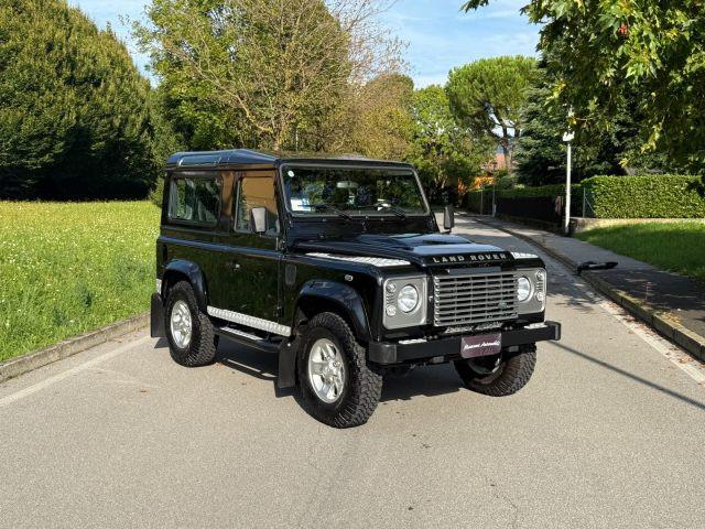 LAND ROVER Defender 90 2.2 TD4 Station Wagon SE NEOPATENTATI