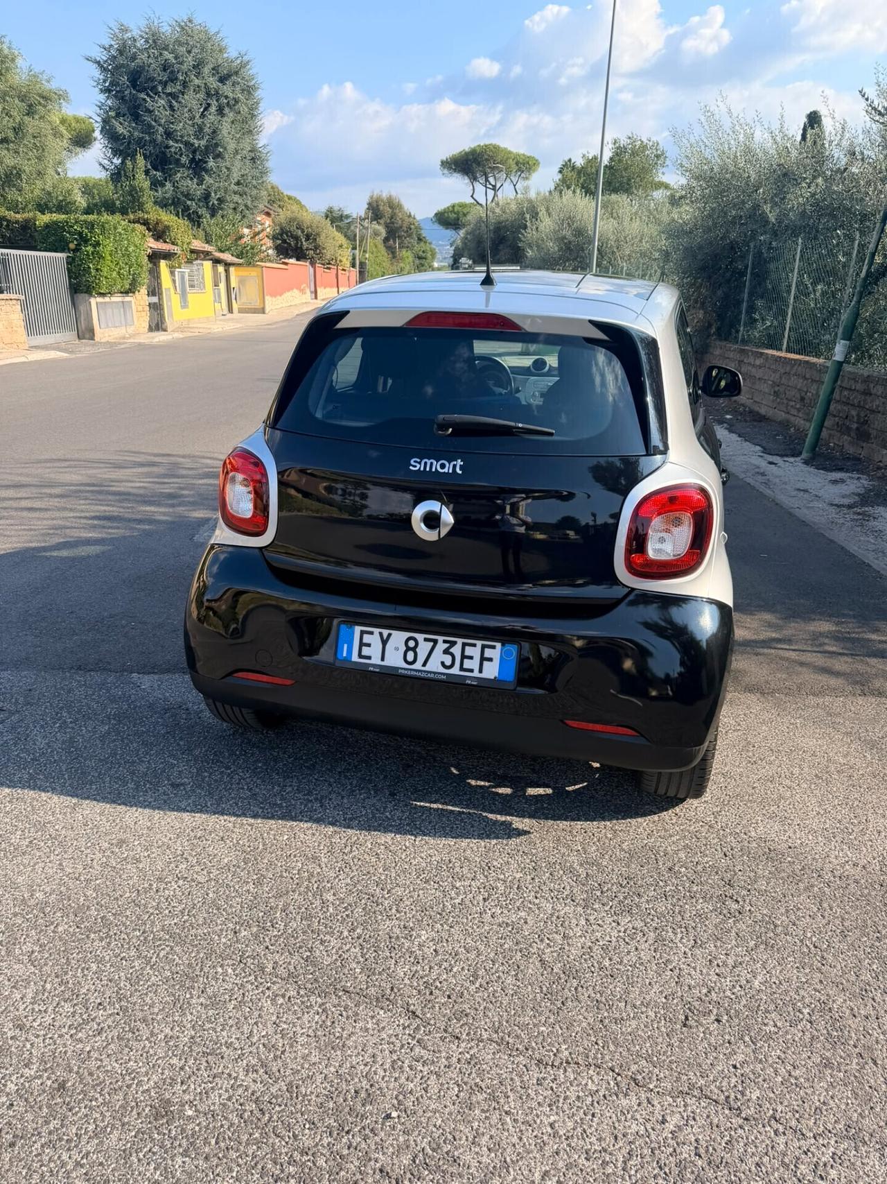 Smart ForFour 1.0 Benzina 71 CV – 2015 – 90.000 km