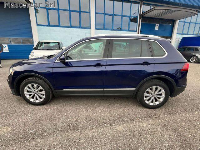 VOLKSWAGEN Tiguan Tiguan 2.0 tdi Business 4motion 150cv dsg- FJ621MK