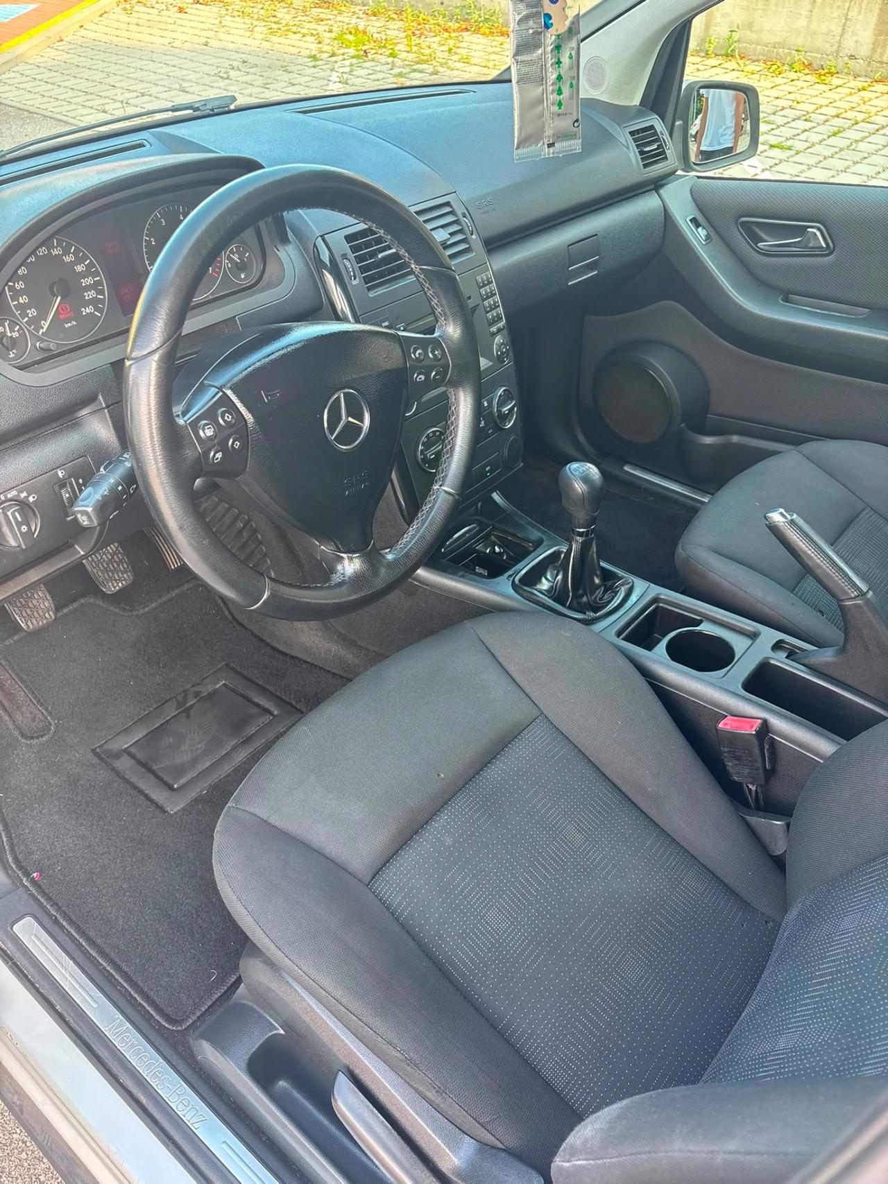 Mercedes-benz A 150 BlueEFFICIENCY berlina