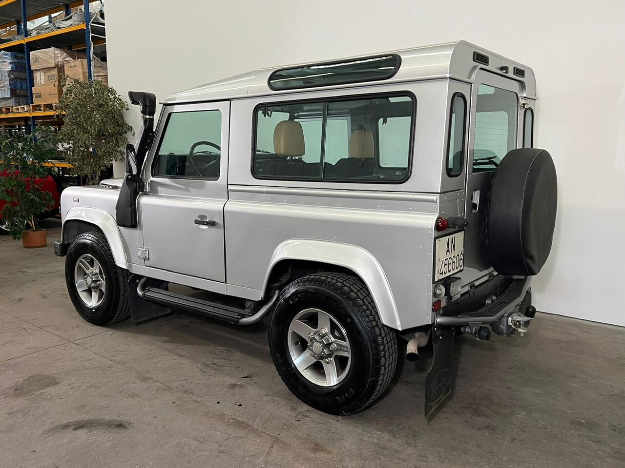 Land Rover Defender 90 diesel Hard-top