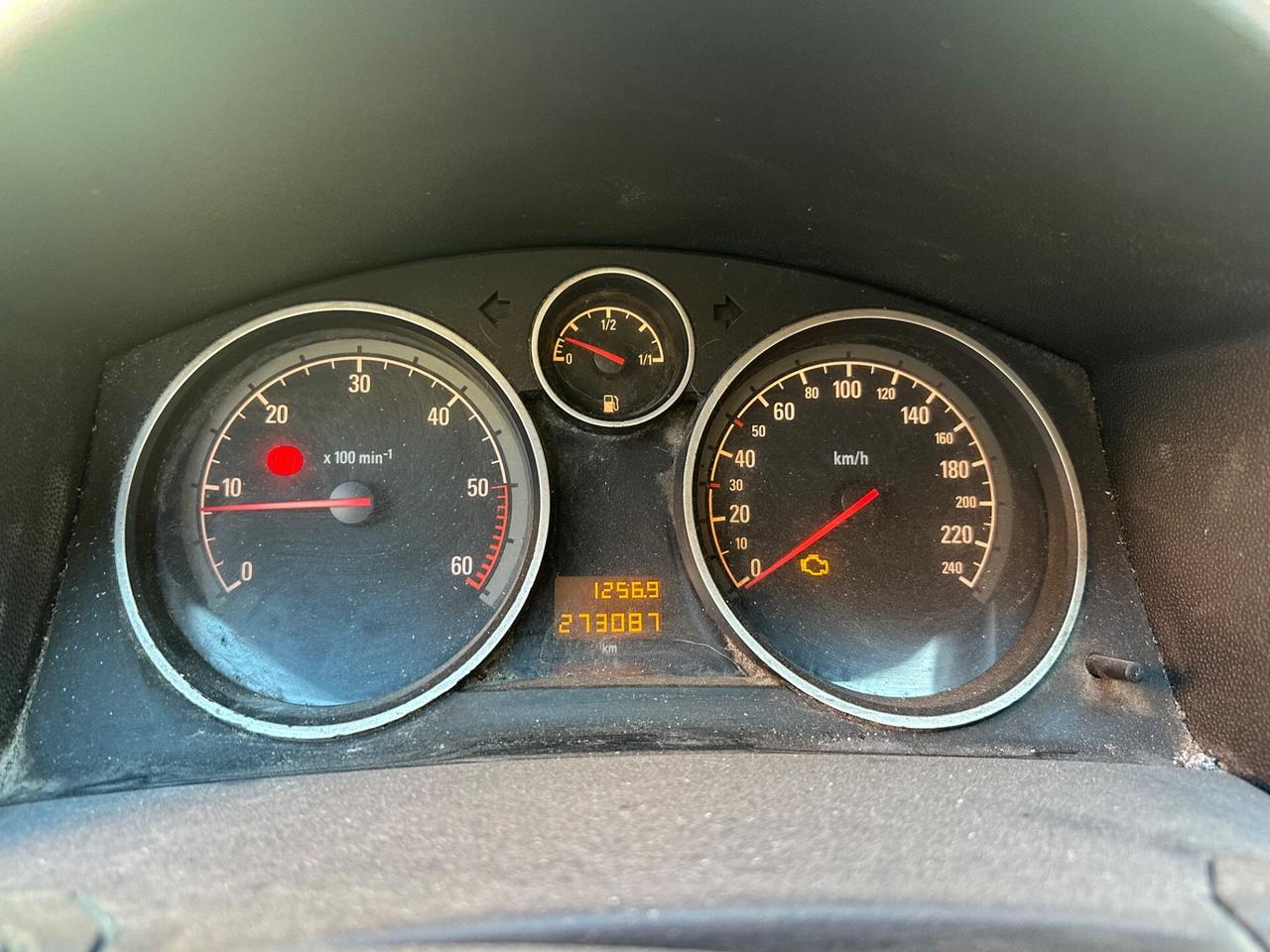 Opel Astra 1.9 CDTI 120CV 5 porte aut. Cosmo