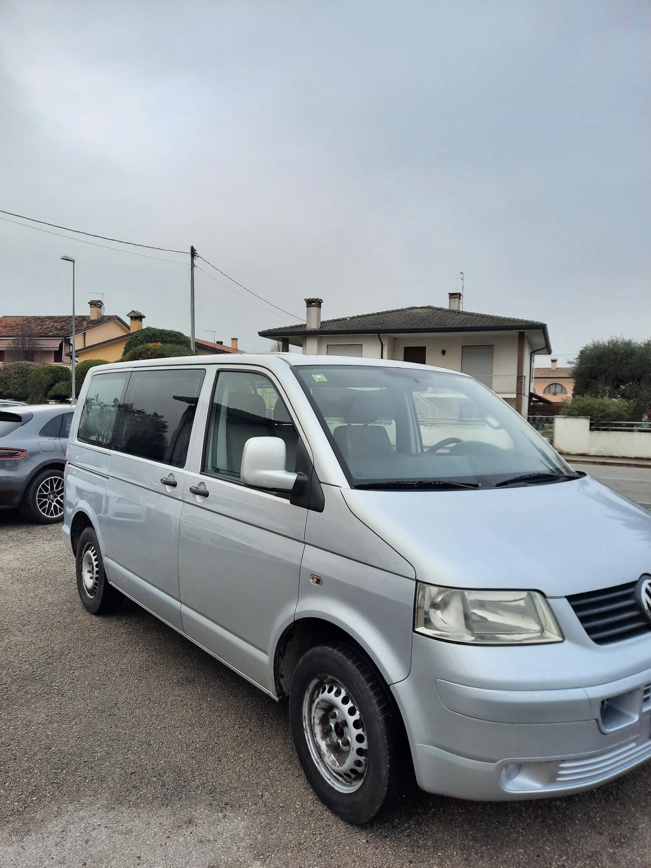 Volkswagen Transporter 9 POSTI California 1.9 TDI Comfortline