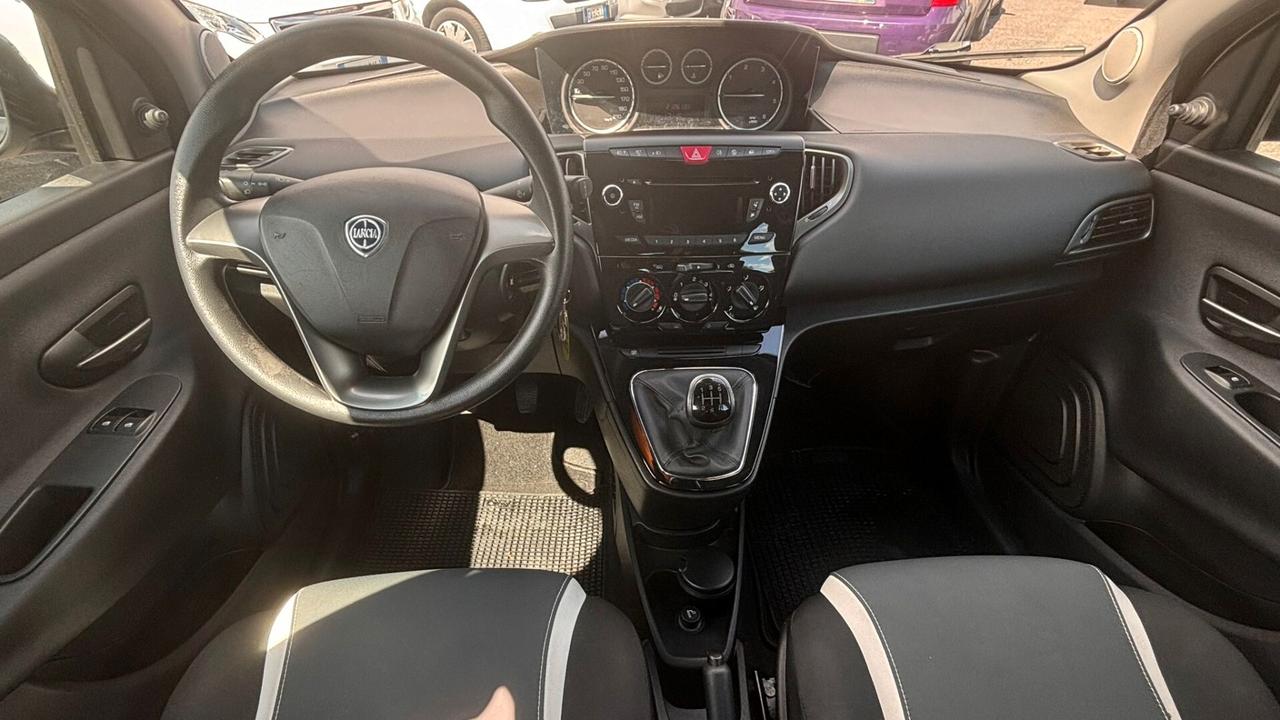 Lancia Ypsilon 1.3 MJT 16V 95 CV 5 porte S&S Elefantino