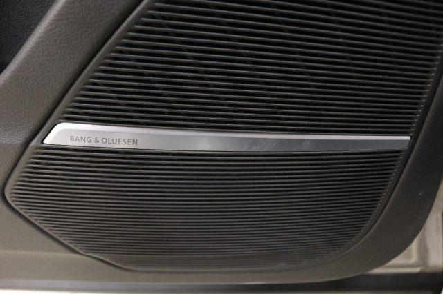 AUDI Q8 55 TFSI quattro tiptronic Sport PLUS S-LINE