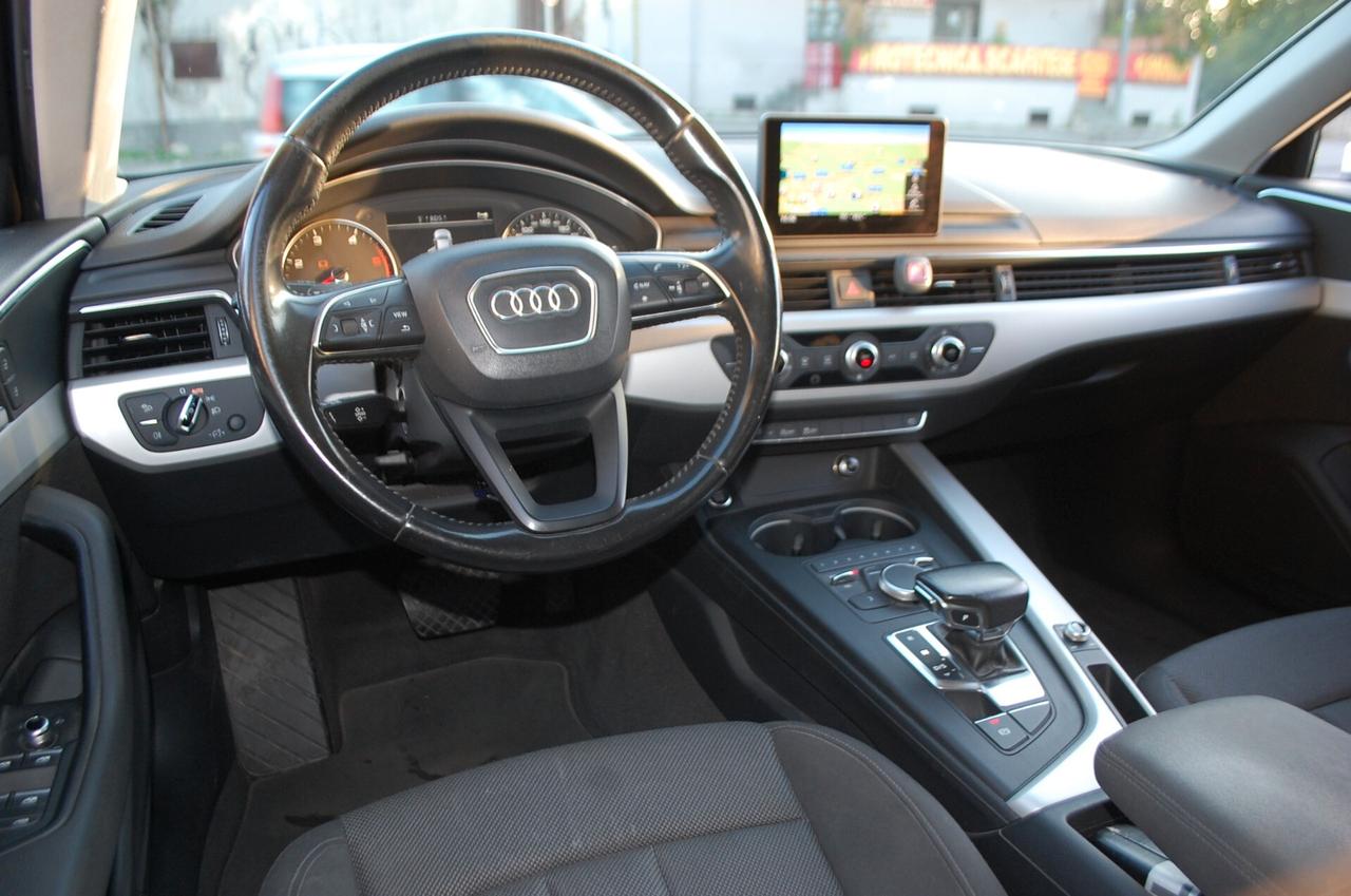 Audi A4 Avant 35 2.0 TDI 150CV S-Tronic Uff Italy Navi USB