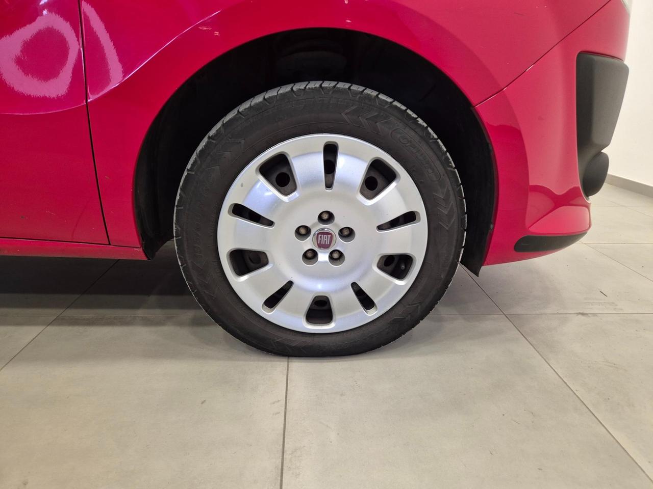 Fiat Doblo 1.6 mjt 16v Dynamic - UNIPROPRIETARIO - NEOPATENTATI - navi - sens. post.