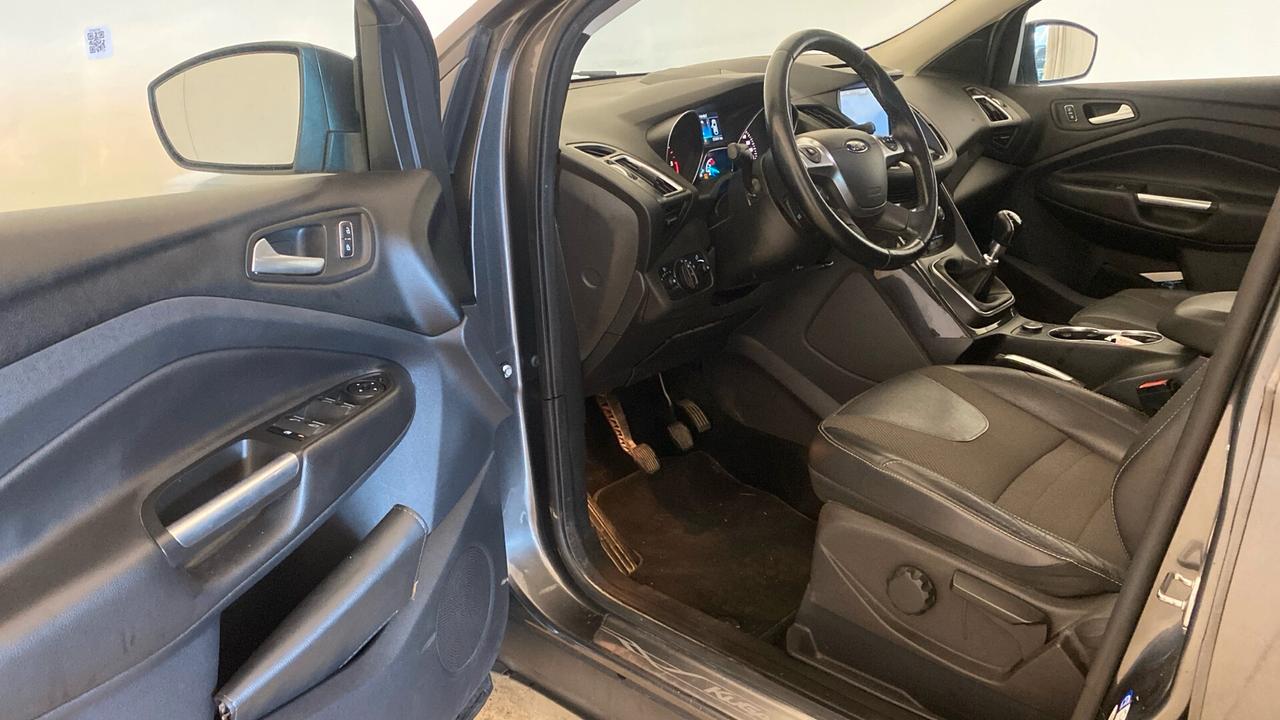 Ford Kuga 2.0 TDCI 120 CV EURO 6 TITANIUM
