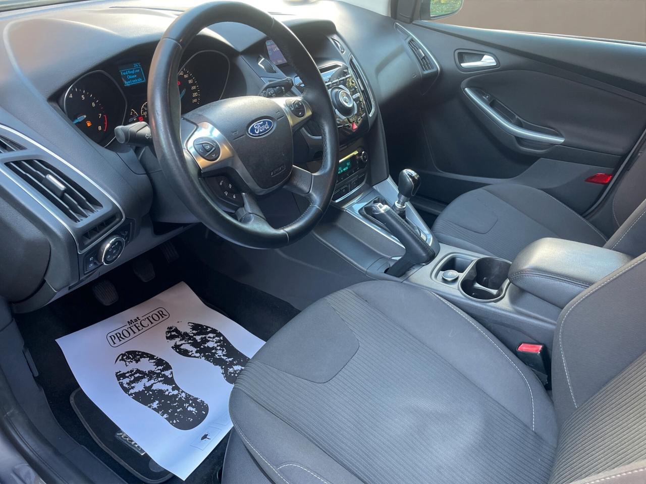 Ford Focus UNICO PROPRIETARIO - NEOPATENTATI