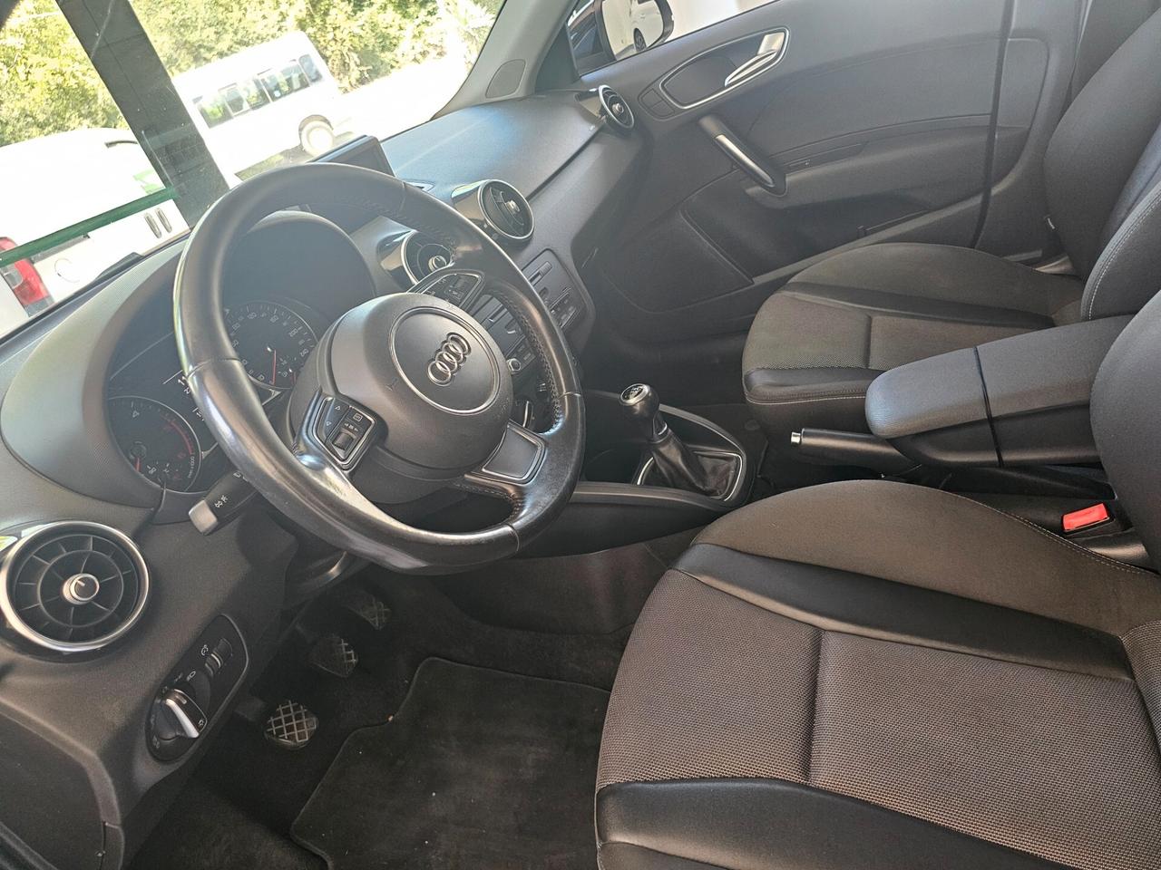 Audi A1 1.6 TDI Attraction