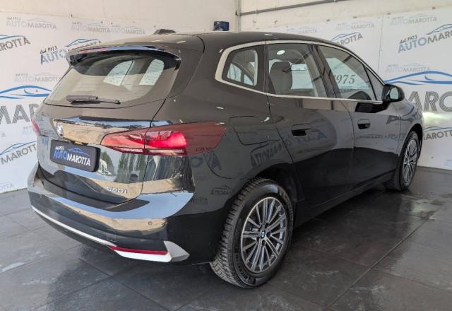 BMW Serie 2 220i mhev 48V Luxury auto