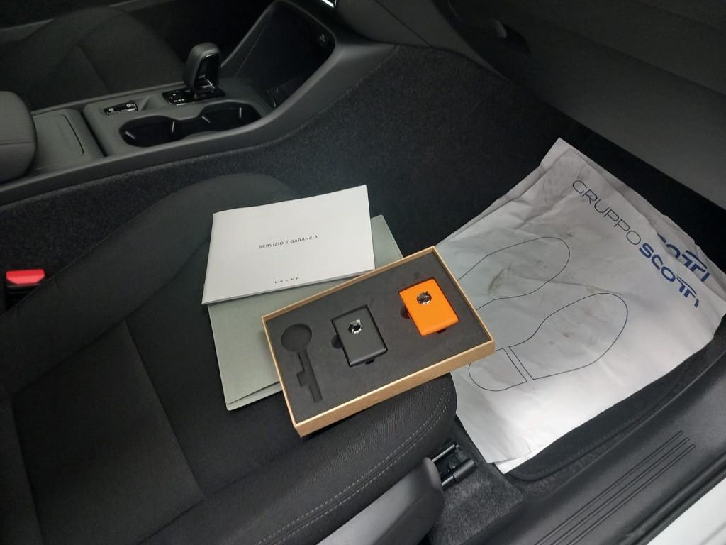 VOLVO XC40 2.0 b3 Essential auto