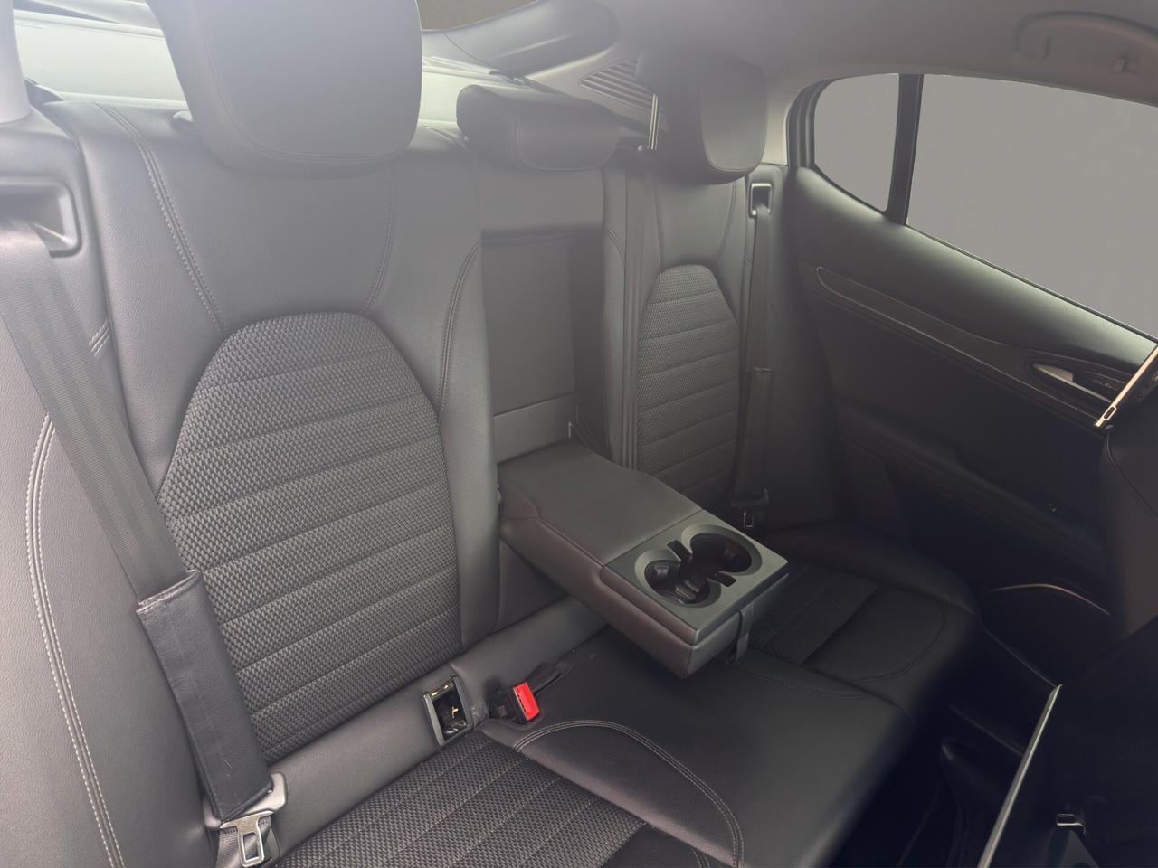 Alfa Romeo Stelvio 2.2 Turbodiesel 210 CV AT8 Q4 B-Tech