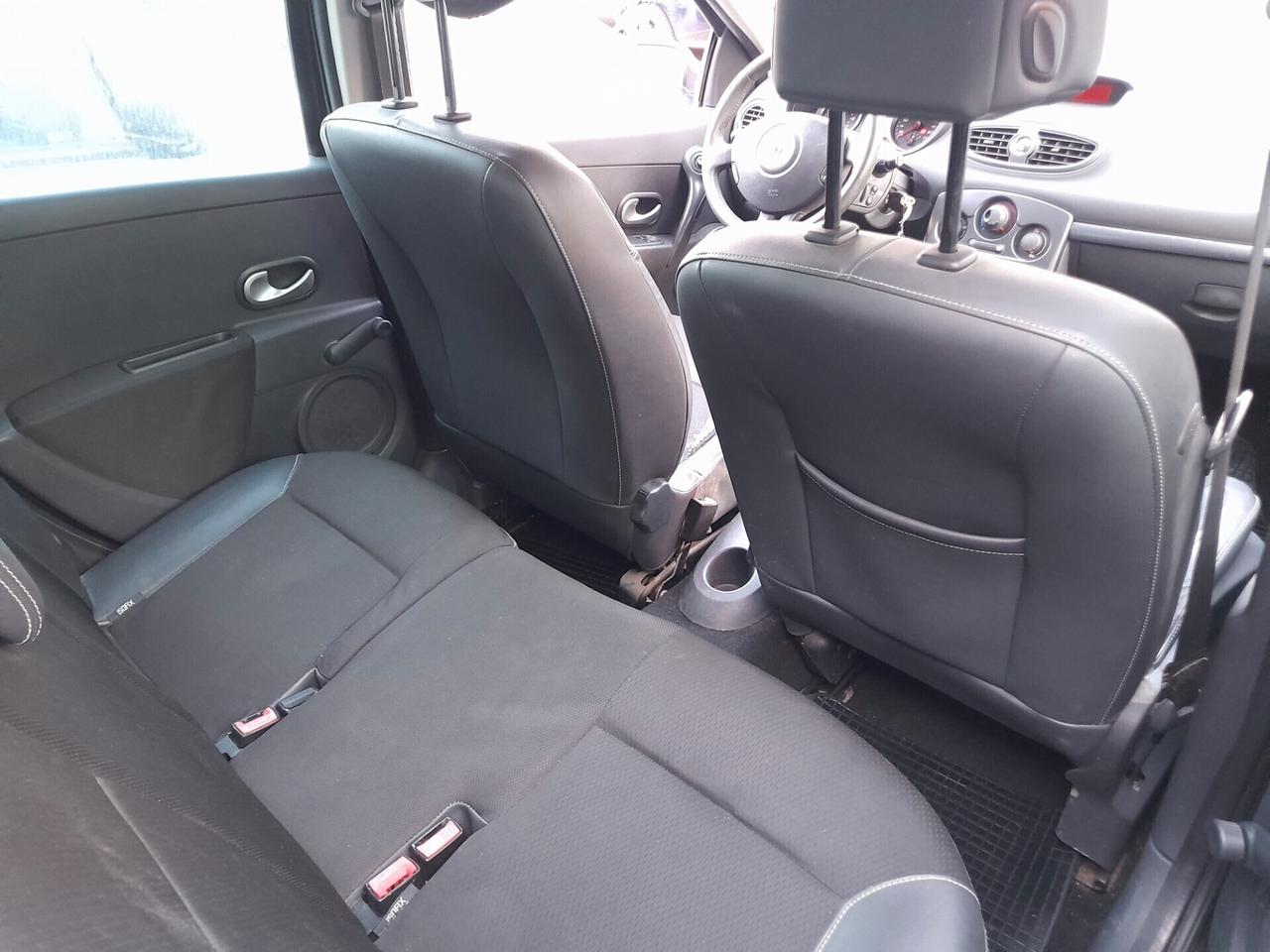 Renault Clio 1.2 16V 5 porte Le Iene