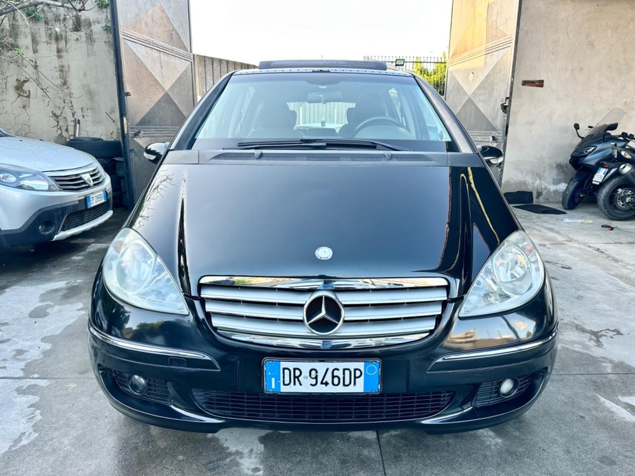 Mercedes A 180 magnifica tetto apribile