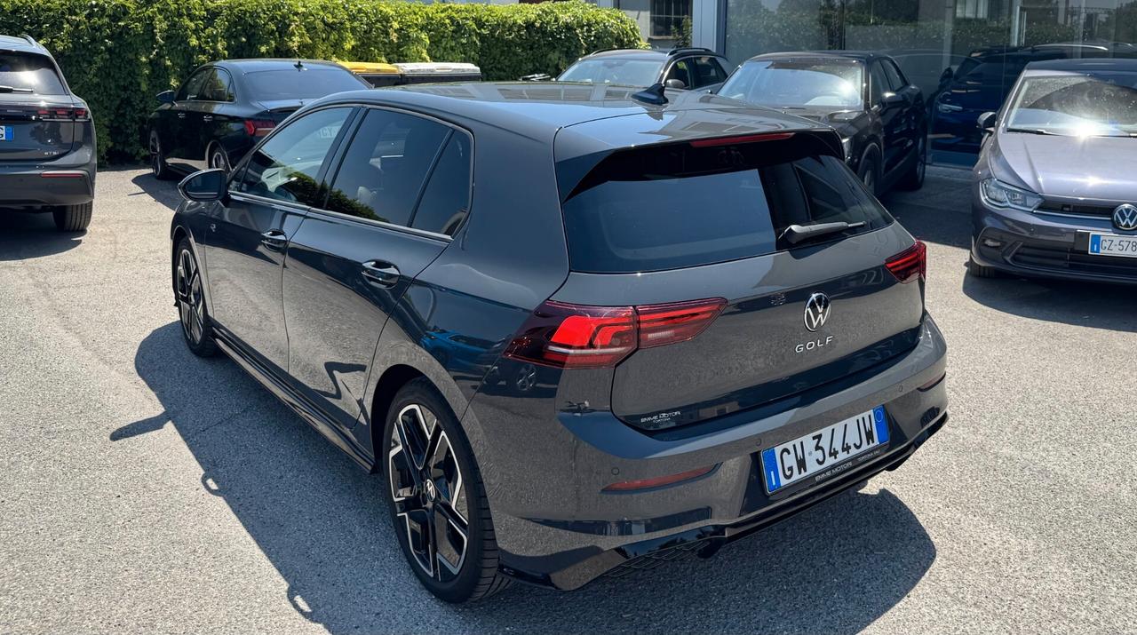 Volkswagen Golf 2.0TDi R-Line PLUS 150cv DSG / No Vincoli