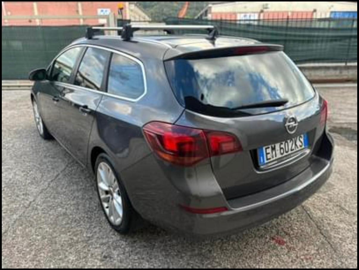 Opel Astra 1.7 CDTI 110CV Sports Tourer Cosmo