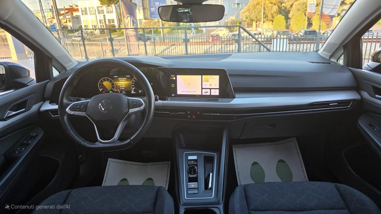 Volkswagen Golf 1.0 eTSI EVO DSG Life