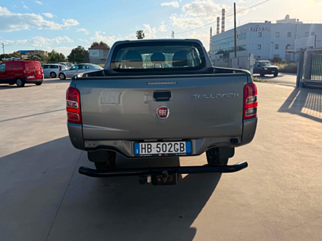 Mitsubishi L200 2.4 DI-D/154CV Club Cab Invite Plus