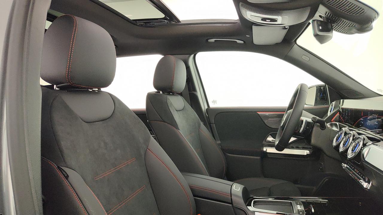 Mercedes-Benz GLB 200 d